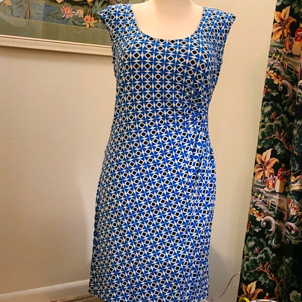 Ann Taylor sleeveless midi dress size 12